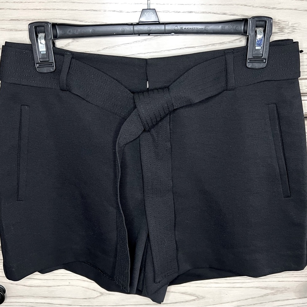 Nine West belted Shorts. Size S
